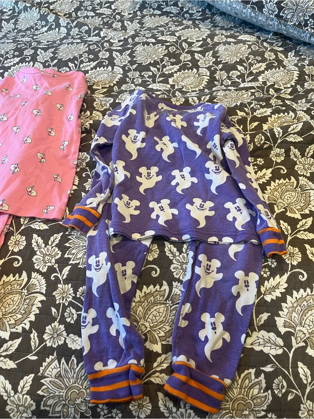 Girls Holiday pajamas size 4t